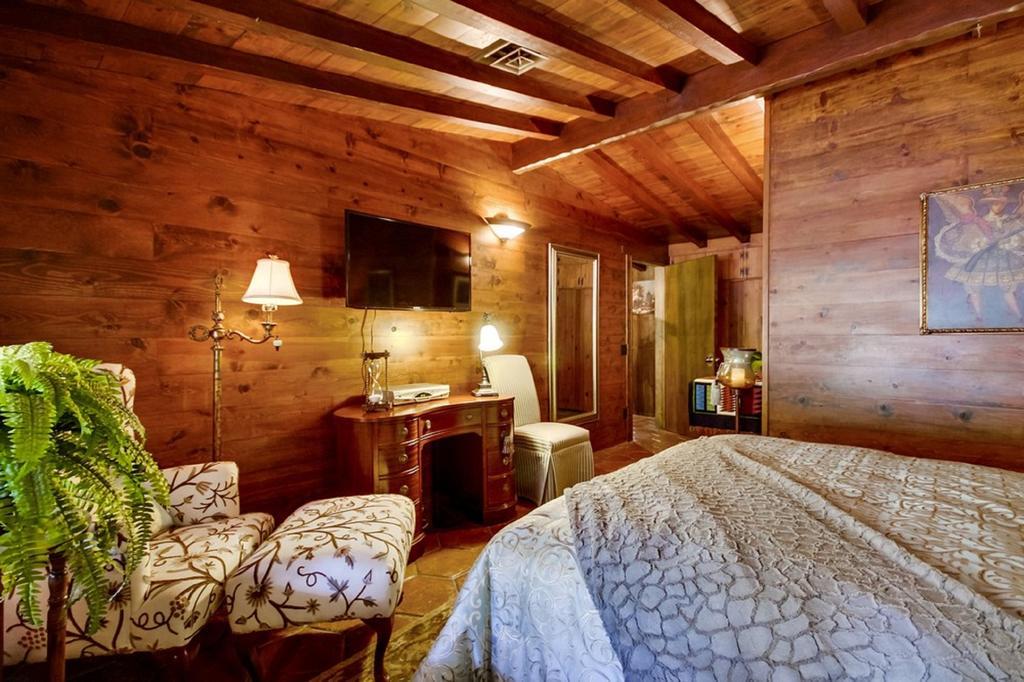 Отель Vineyard Hacienda Spring Valley  Номер фото