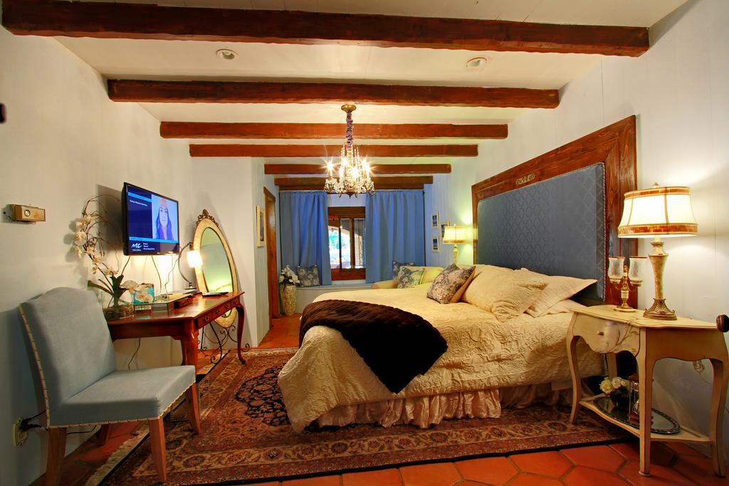 Отель Vineyard Hacienda Spring Valley  Экстерьер фото