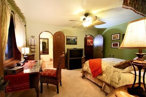 Отель Vineyard Hacienda Spring Valley  Экстерьер фото